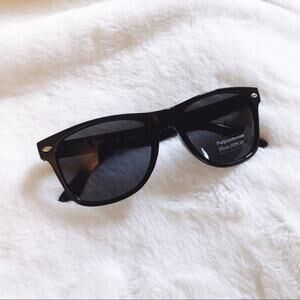 Nova Black Unisex Kids Sunglasses